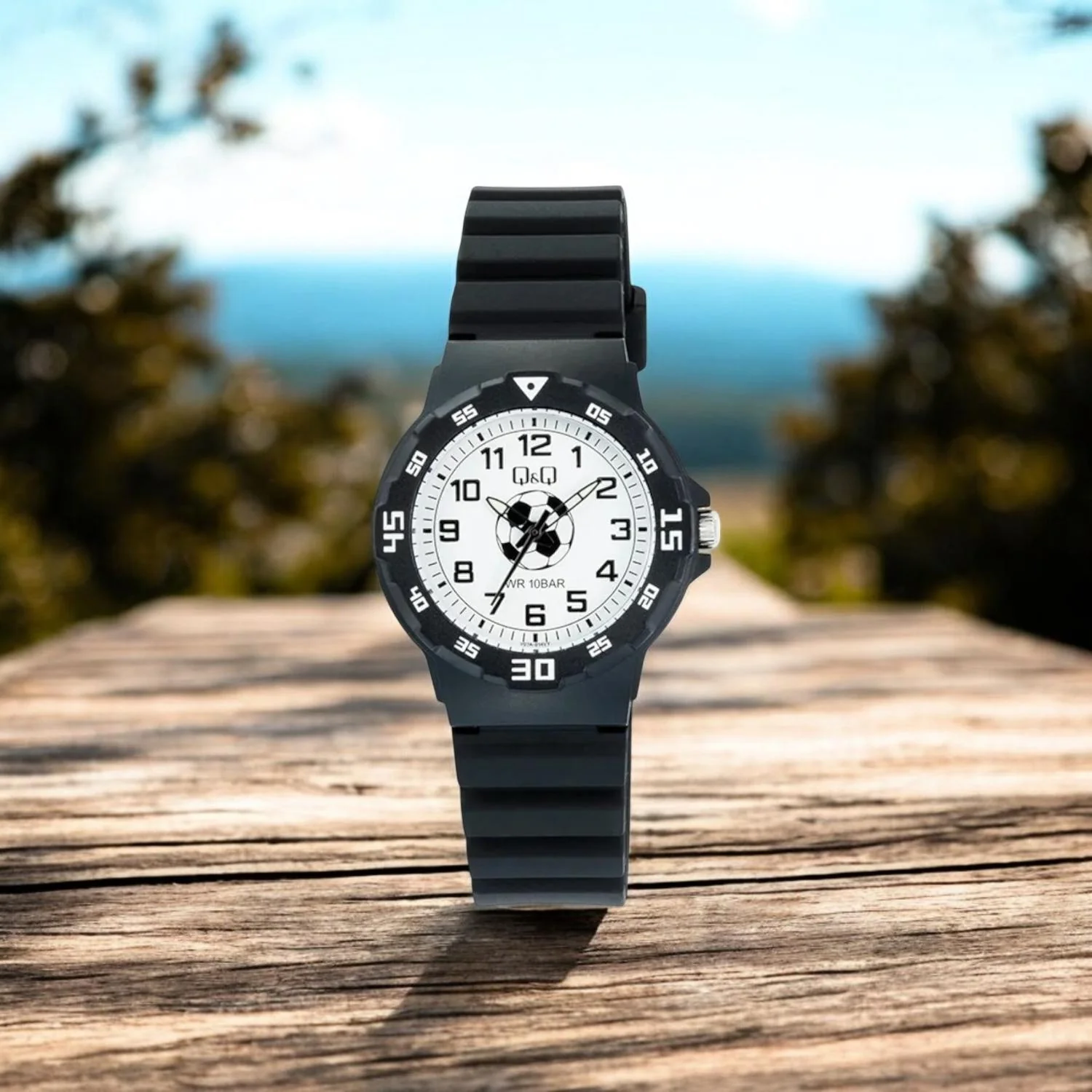 Детски аналогов часовник Q&Q от Chronodeluxo.bg