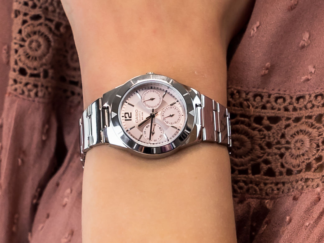 Дамски часовници Casio LTP-2069L-4AVEG от chronodeluxo.bg