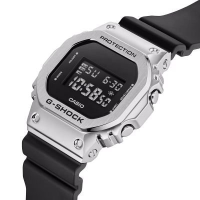 Мъжки часовник Casio G-Shock - GM-5600U-1ER