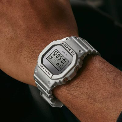 Мъжки часовник Casio G-Shock - DW-5600FF-8ER