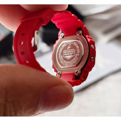 Часовник пръстен Casio G-Shock - DWN-5600-4ER